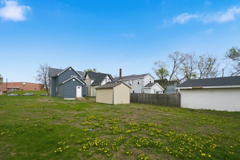 Tiny photo for 525 9th Avenue S, Clinton, IA 52372 (MLS # 12623896)