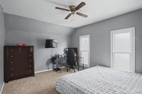 Tiny photo for 525 9th Avenue S, Clinton, IA 52372 (MLS # 12623896)