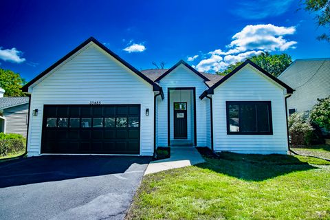 Photo of 33485 N Mill Road, Grayslake, IL 60030 (MLS # 12485177)