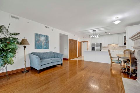 Tiny photo for 145 S York Street #322, Elmhurst, IL 60126 (MLS # 12515500)