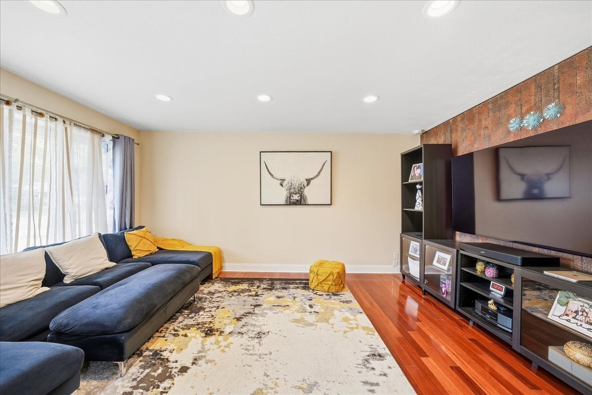 1097 Cypress Lane