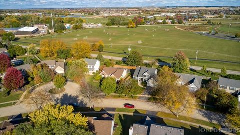 Tiny photo for 616 Briarwood Lane, Oswego, IL 60543 (MLS # 12503996)