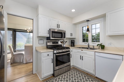Tiny photo for 15 Oaklane Drive, Ottawa, IL 61350 (MLS # 12664287)