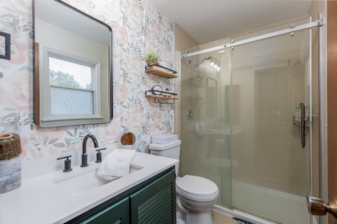 Tiny photo for 15 Oaklane Drive, Ottawa, IL 61350 (MLS # 12664287)