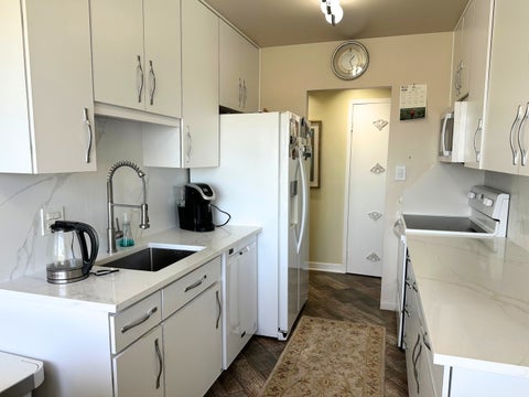 Tiny photo for 7141 N Kedzie Avenue #913, Chicago, IL 60645 (MLS # 12781212)