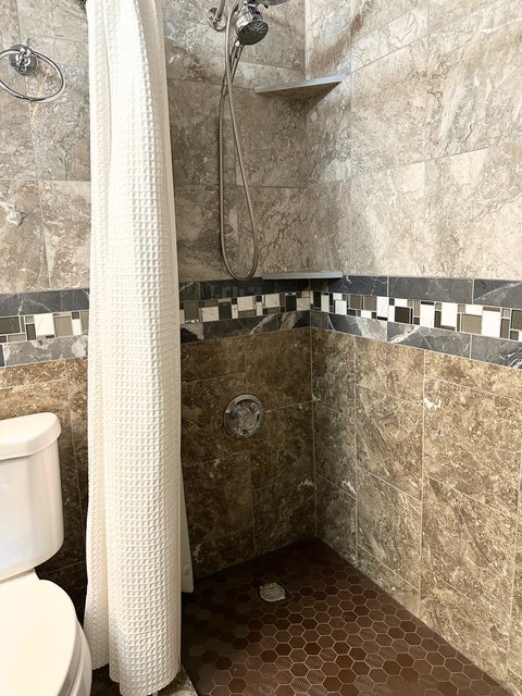 Tiny photo for 7141 N Kedzie Avenue #913, Chicago, IL 60645 (MLS # 12781212)