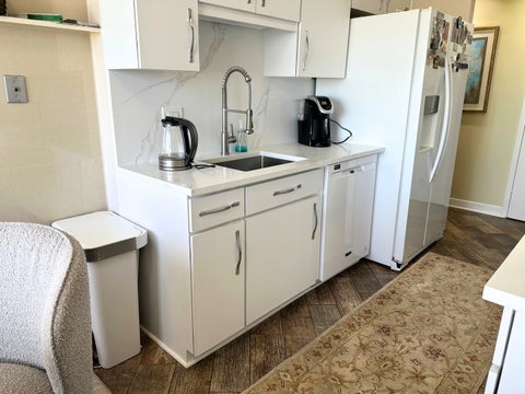 Tiny photo for 7141 N Kedzie Avenue #913, Chicago, IL 60645 (MLS # 12781212)