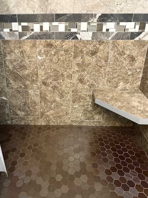 Tiny photo for 7141 N Kedzie Avenue #913, Chicago, IL 60645 (MLS # 12781212)