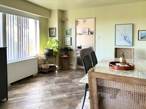 Tiny photo for 7141 N Kedzie Avenue #913, Chicago, IL 60645 (MLS # 12781212)