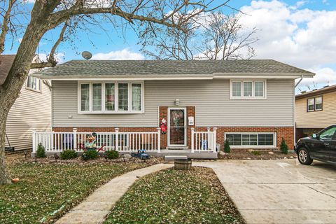 A home in Crestwood