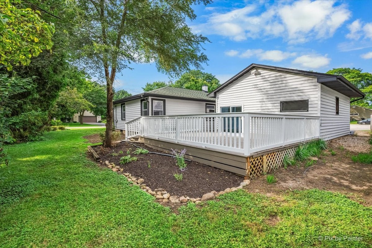 221 Sunset Terrace