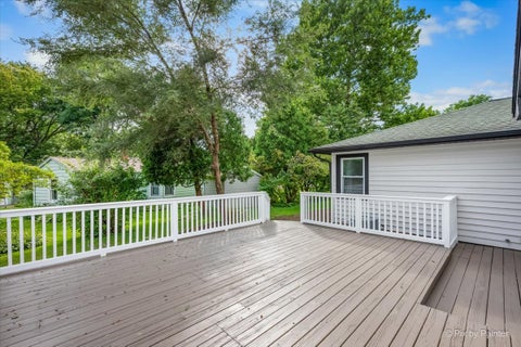 Tiny photo for 221 Sunset Terrace, Crystal Lake, IL 60014 (MLS # 12737402)