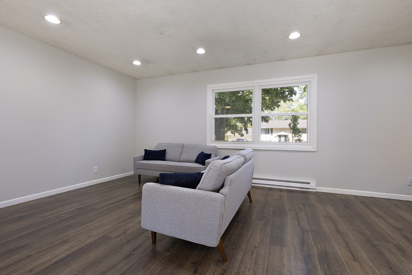 Properties 2 3020 Bavarian Lane
