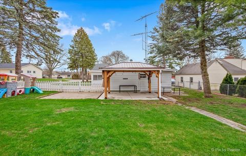 Tiny photo for 1100 W Highland Avenue, Elgin, IL 60123 (MLS # 12618979)
