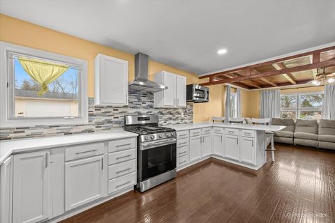 Tiny photo for 1100 W Highland Avenue, Elgin, IL 60123 (MLS # 12618979)