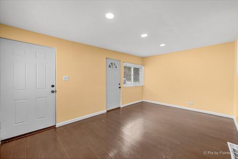 Tiny photo for 1100 W Highland Avenue, Elgin, IL 60123 (MLS # 12618979)