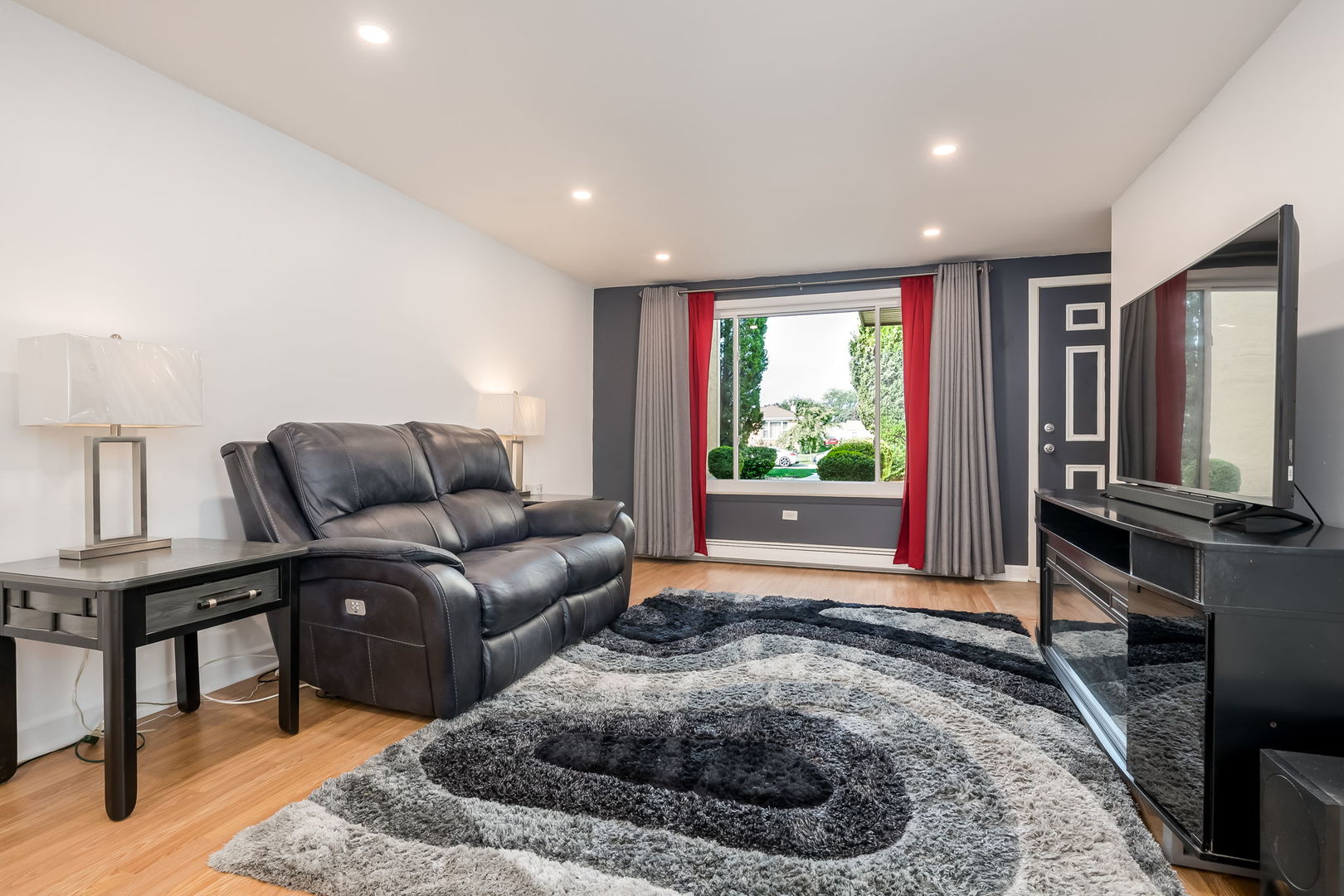 3141 N Elm Street 1