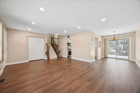 Tiny photo for 7211 Longmeadow Lane, Hanover Park, IL 60133 (MLS # 12580891)