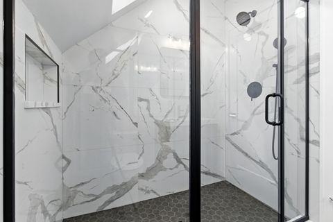 Tiny photo for 6233 N Sayre Avenue, Chicago, IL 60631 (MLS # 12574661)