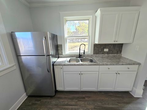 Tiny photo for 328 Rosewood Avenue, Aurora, IL 60505 (MLS # 12516619)