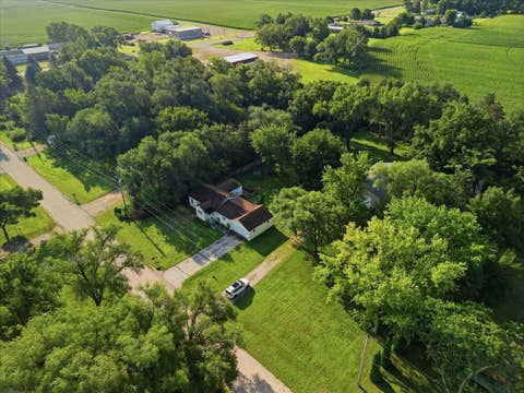 Tiny photo for 10464 Two Mile Road, Thomson, IL 61285 (MLS # 12737040)