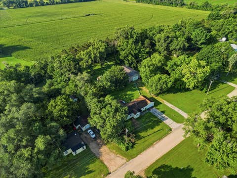 Tiny photo for 10464 Two Mile Road, Thomson, IL 61285 (MLS # 12737040)