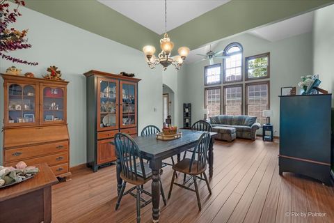 Tiny photo for 303 Torrington Drive, Bloomingdale, IL 60108 (MLS # 12684142)