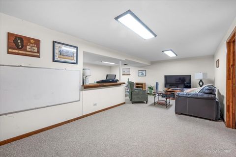 Tiny photo for 303 Torrington Drive, Bloomingdale, IL 60108 (MLS # 12684142)