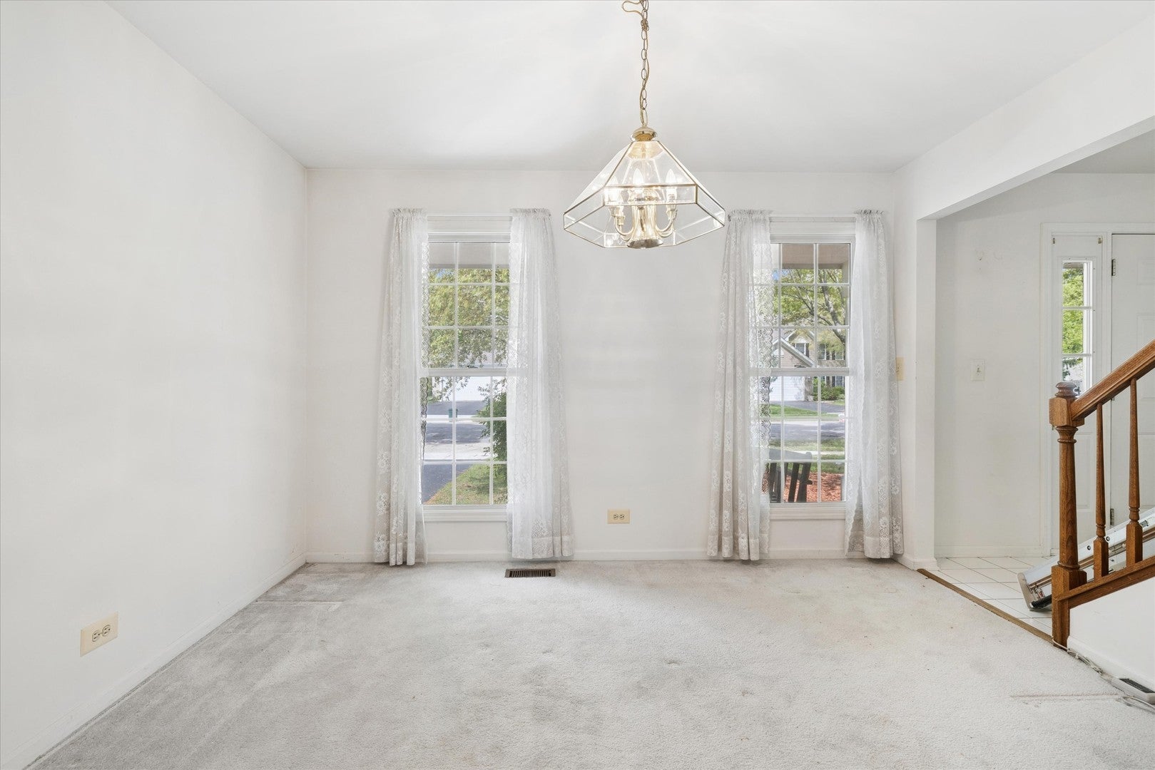 1721 Waverly Lane