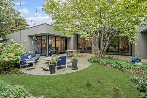 Tiny photo for Winnetka, IL 60093 (MLS # 12496129)