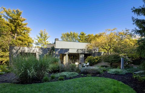 Photo of Winnetka, IL 60093 (MLS # 12496129)