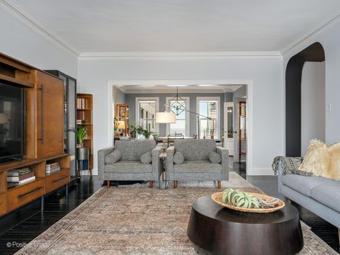 Tiny photo for 3530 N Lake Shore Drive #11B, Chicago, IL 60657 (MLS # 12520717)