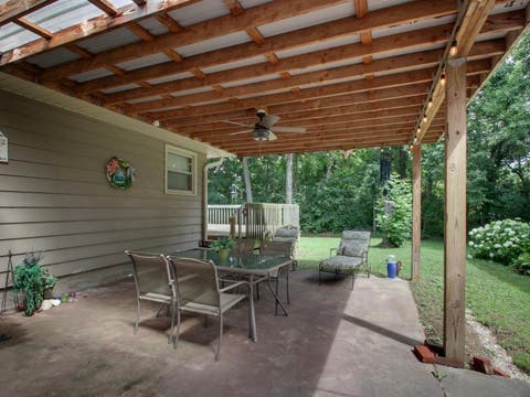 Tiny photo for 931 N 64th Street, Quincy, IL 62305 (MLS # 100539023)