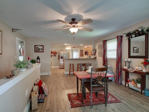 Tiny photo for 931 N 64th Street, Quincy, IL 62305 (MLS # 100539023)