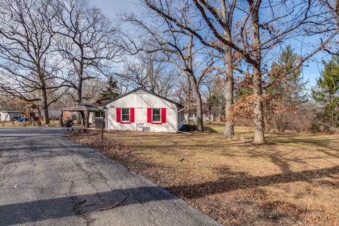 Tiny photo for 15983 W Wadsworth Road, Wadsworth, IL 60083 (MLS # 12573337)