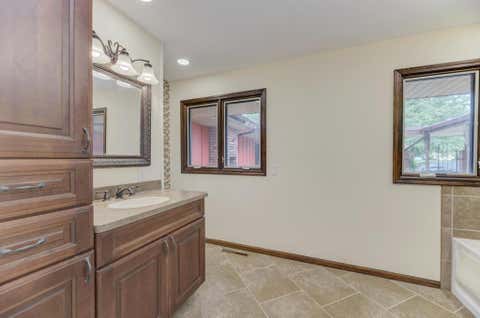 Tiny photo for 210 S Small Avenue, Kankakee, IL 60901 (MLS # 12737066)