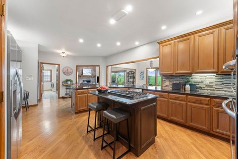 Tiny photo for Woodridge, IL 60517 (MLS # 12620394)