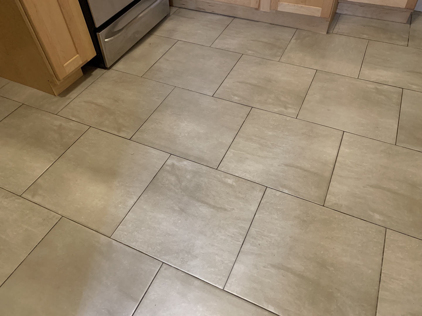 2600 N Lakeview Avenue 3E