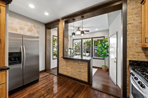Tiny photo for 1319 W Ardmore Avenue #2E, Chicago, IL 60660 (MLS # 12472362)