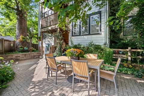 Tiny photo for 1319 W Ardmore Avenue #2E, Chicago, IL 60660 (MLS # 12472362)