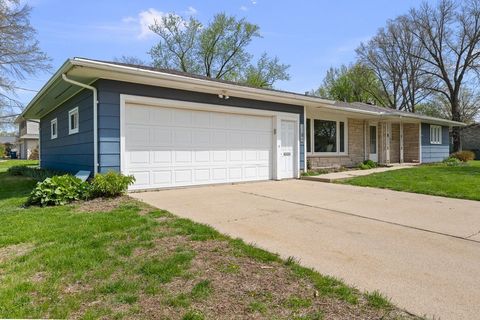 Tiny photo for 1104 3rd Street, Dewitt, IA 52742 (MLS # 12626352)
