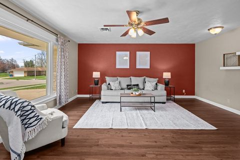 Tiny photo for 1104 3rd Street, Dewitt, IA 52742 (MLS # 12626352)