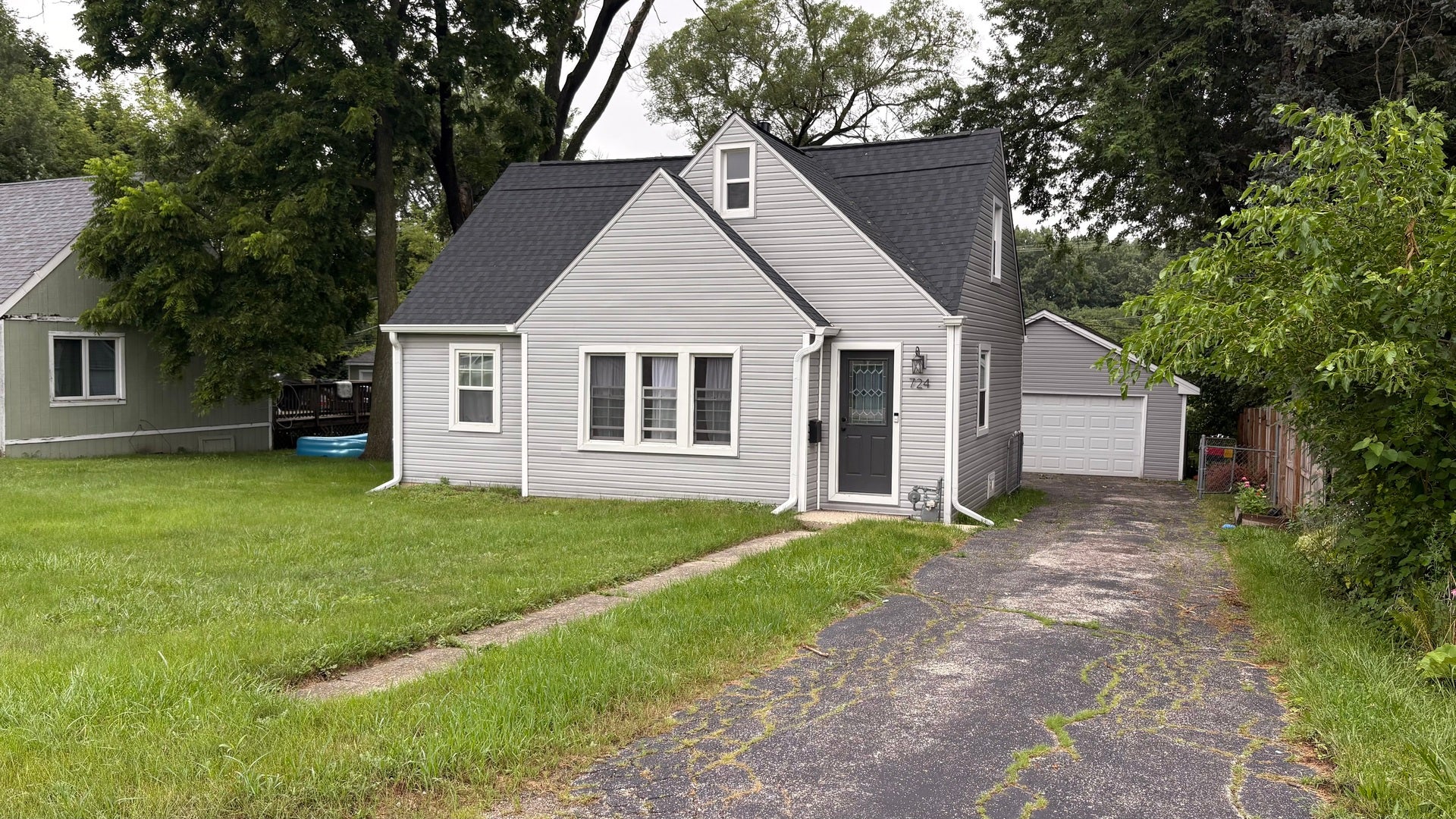 724 Mohawk Drive
