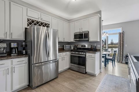 Tiny photo for 15352 Kenmare Circle, Manhattan, IL 60442 (MLS # 12569431)