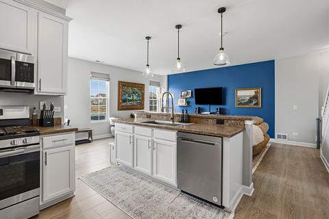 Tiny photo for 15352 Kenmare Circle, Manhattan, IL 60442 (MLS # 12569431)