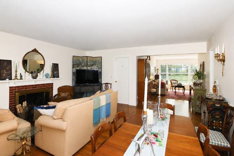 Tiny photo for 915 N Pine Avenue, Arlington Heights, IL 60004 (MLS # 12683371)