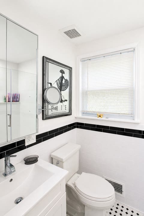Tiny photo for 915 N Pine Avenue, Arlington Heights, IL 60004 (MLS # 12683371)