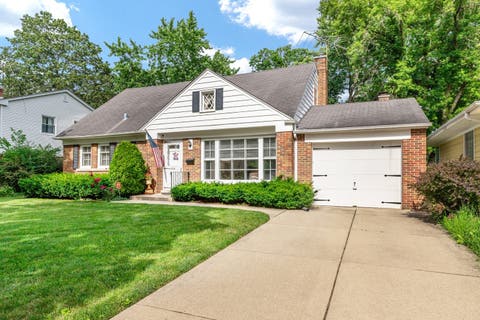 Tiny photo for 915 N Pine Avenue, Arlington Heights, IL 60004 (MLS # 12683371)