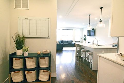 Tiny photo for 4548 N Kildare Avenue, Chicago, IL 60630 (MLS # 12440113)