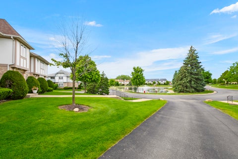 Tiny photo for 19 Saint Moritz Drive #201, Palos Park, IL 60464 (MLS # 12678379)